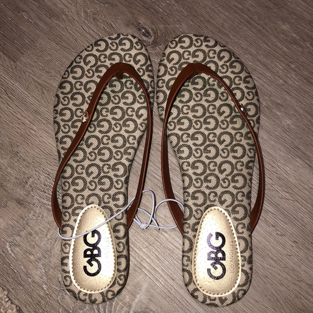 GUESS sandals
